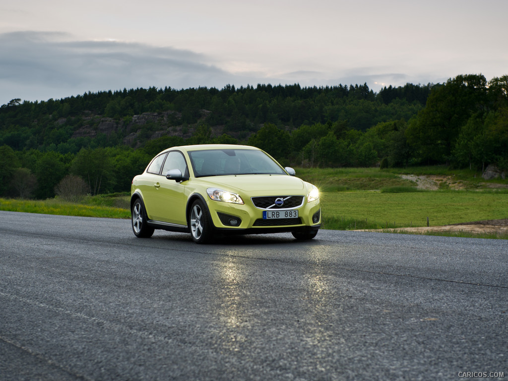 R17 volvo c30